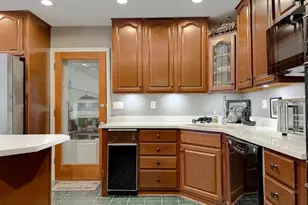 9227 Mimosa Dr, La Plata, MD 20646 - Photo 12