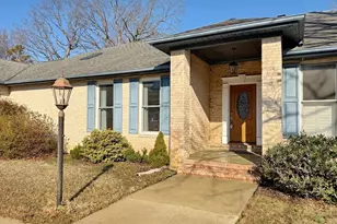 1020 Suffolk Dr, La Plata, MD 20646 - Photo 4