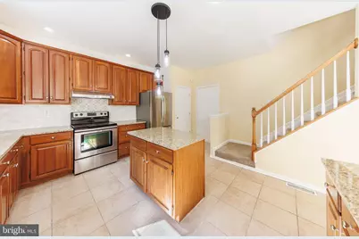 1007 Norfolk Drive, La Plata, MD 20646 - Photo 6