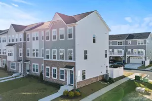 11175 Conway Pl, White Plains, MD 20695 - Photo 2