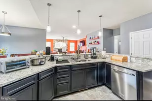 14439 Pathfinder Ct, Hughesville, MD 20637 - Photo 16