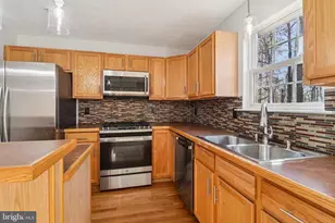 8033 Bloomsbury Pl, White Plains, MD 20695 - Photo 18