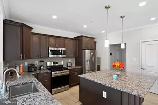 11451 Oscar Wilde Ct, White Plains, MD 20695 - Photo 4