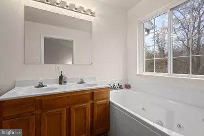 10906 W Point Place, White Plains, MD 20695 - Photo 20