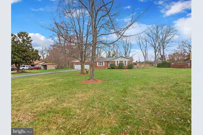 11074 Ellinger Drive, White Plains, MD 20695 - Photo 2