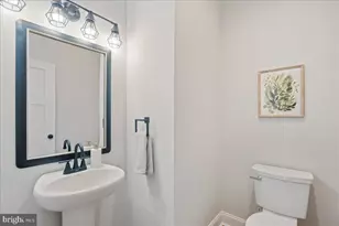 7016 Grace Landing Ct, Hughesville, MD 20637 - Photo 22