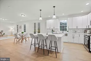 7016 Grace Landing Ct, Hughesville, MD 20637 - Photo 10