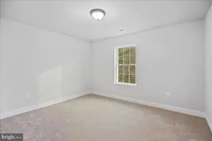 7016 Grace Landing Ct, Hughesville, MD 20637 - Photo 30