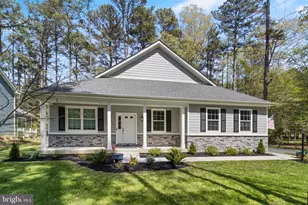 14730 Locust Ct, Swan Point, MD 20645 - Photo 1