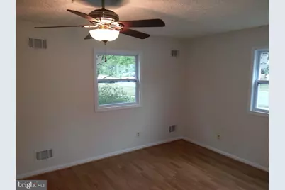 326 Garner Avenue, Waldorf, MD 20602 - Photo 6