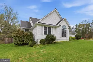 8537 Anderegg Pl, Waldorf, MD 20603 - Photo 4