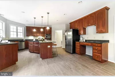 5829 Lockmere Place, Waldorf, MD 20601 - Photo 4