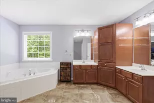 5829 Lockmere Pl, Waldorf, MD 20601 - Photo 26