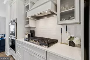 10939 Drummond Pl, White Plains, MD 20695 - Photo 16