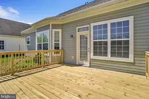 11094 Commanders Ln, White Plains, MD 20695 - Photo 18