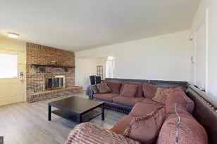 2409 Ferrell Ct, Waldorf, MD 20602 - Photo 4