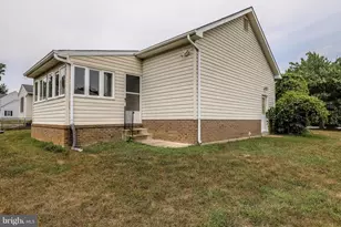 201 Shining Willow Way, La Plata, MD 20646 - Photo 4