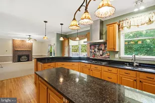 7860 Lakes End Ct, La Plata, MD 20646 - Photo 18
