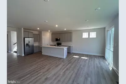 10135 Shenandoah Lane, White Plains, MD 20695 - Photo 4