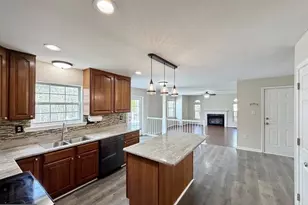 1305 Leicester Dr, La Plata, MD 20646 - Photo 12