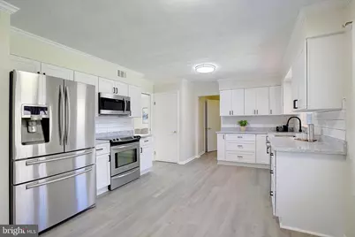 4035 Ravine Drive, White Plains, MD 20695 - Photo 4