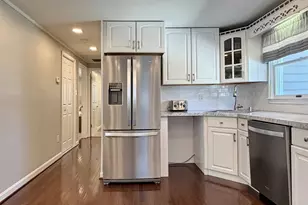 108 W Hawthorne Dr, La Plata, MD 20646 - Photo 26