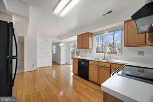 2963 Marsh Hawk Dr, Waldorf, MD 20603 - Photo 12