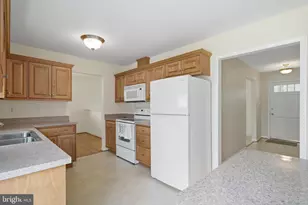 4461 Austin Dr, La Plata, MD 20646 - Photo 8