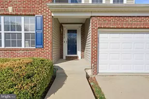 11432 Westmont Ct, Waldorf, MD 20602 - Photo 2