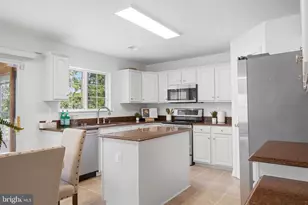 11432 Westmont Ct, Waldorf, MD 20602 - Photo 16