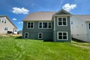 10131 Shenandoah Ln, White Plains, MD 20695 - Photo 2