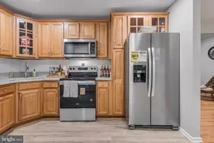 9301 Brookwood Pl, White Plains, MD 20695 - Photo 4