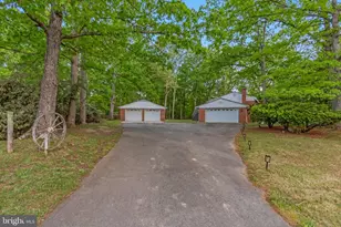 9301 Brookwood Pl, White Plains, MD 20695 - Photo 52