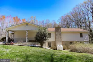 7450 Belle Ridge Ct, Hughesville, MD 20637 - Photo 6