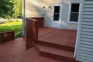 1113 E Patuxent Dr, La Plata, MD 20646 - Photo 32