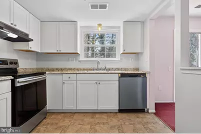 2587 Robinson Place, Waldorf, MD 20602 - Photo 2