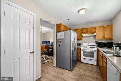 5818 Springfish Place, Waldorf, MD 20603 - Photo 8