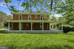 19 Walnut Hill Rd, La Plata, MD 20646 - Photo 1