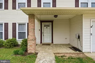 313 Bucknell Cir, Waldorf, MD 20602 - Photo 2