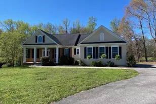 5823 Allerdale Ct, Hughesville, MD 20637 - Photo 2