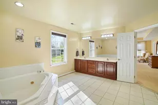 4900 Webfoot Ct, Waldorf, MD 20601 - Photo 26