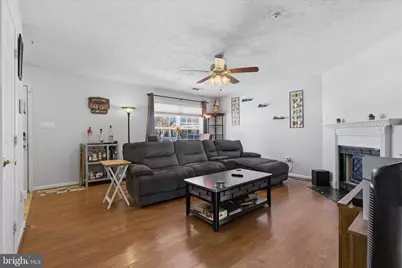 105 Hibiscus Court, La Plata, MD 20646 - Photo 4