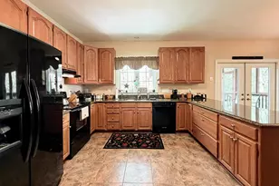 1019 Norfolk Dr, La Plata, MD 20646 - Photo 18