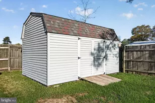 9017 Holly Ave, Waldorf, MD 20601 - Photo 32