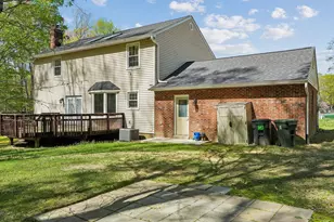 8600 Valley Dr, Waldorf, MD 20603 - Photo 36