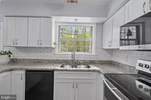 8604 Valley Dr, Waldorf, MD 20603 - Photo 18