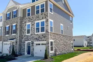 10532 Cobbler Pl, White Plains, MD 20695 - Photo 2