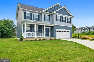 9 Candleberry Dr, La Plata, MD 20646 - Photo 2