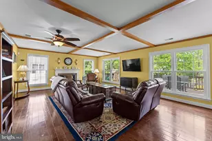 3035 Wildflower Dr, La Plata, MD 20646 - Photo 8