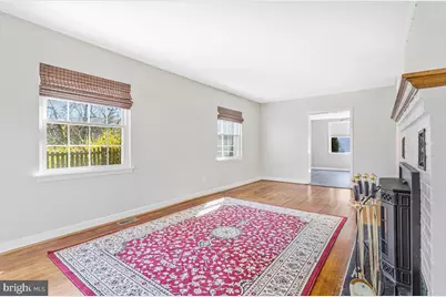 907 Charles Street, La Plata, MD 20646 - Photo 6